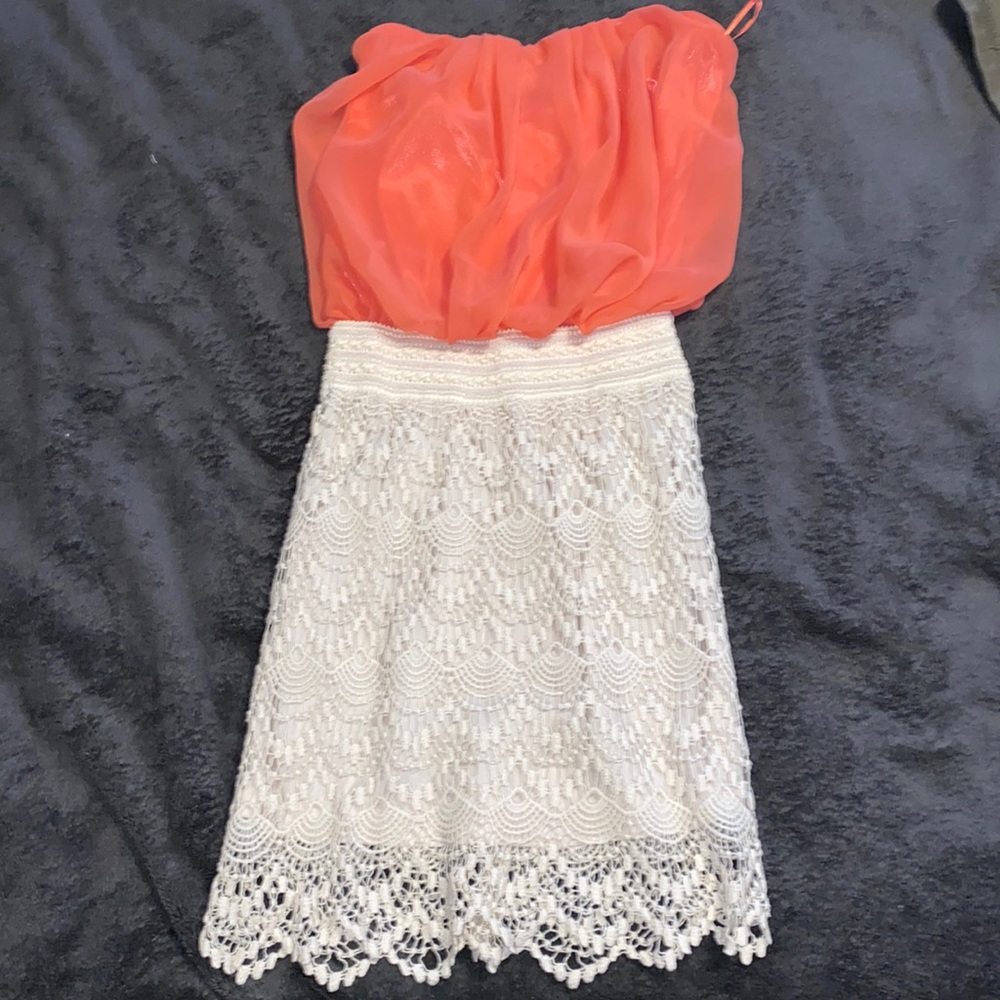 Strapless dress